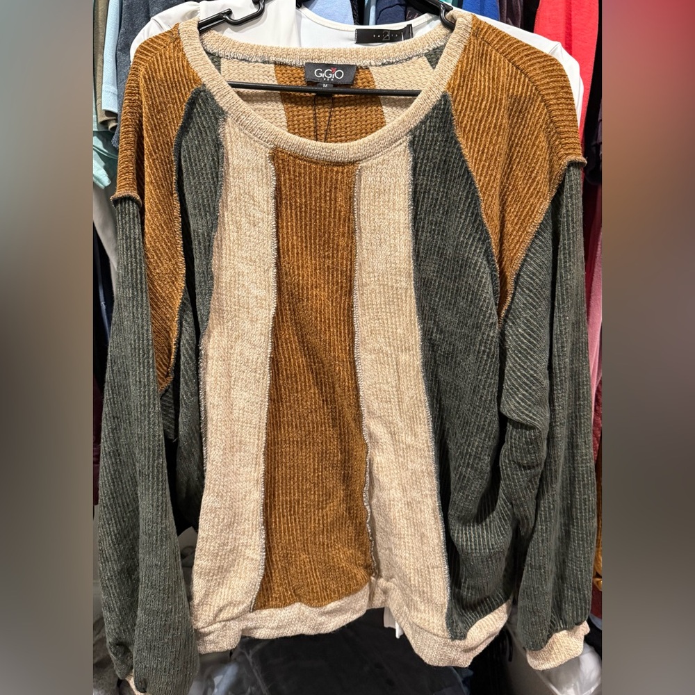 Sweater. Oversized. NWT. Super soft. Gigio brand.